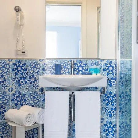 Casa Ela 4*