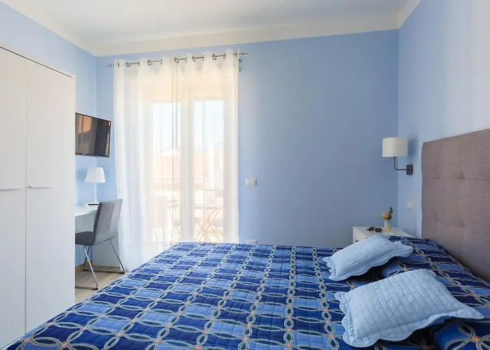 Casa Ela Bed and Breakfast 3*